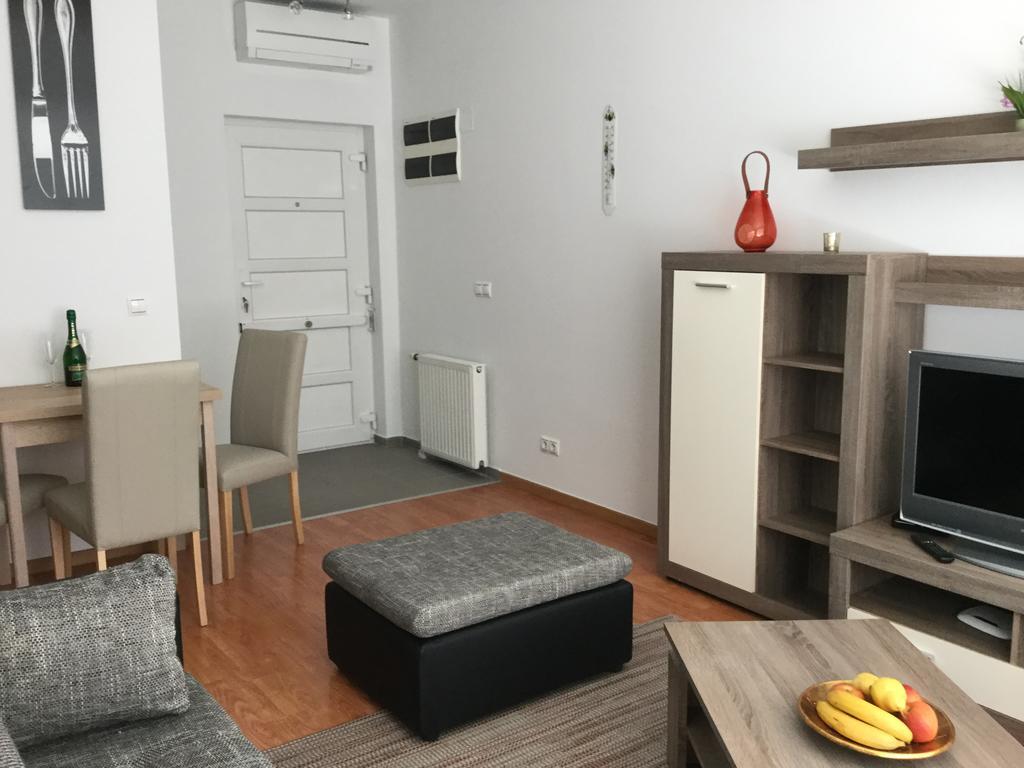 Adam'S Apartment And Free Parking บูดาเปสต์ ภายนอก รูปภาพ